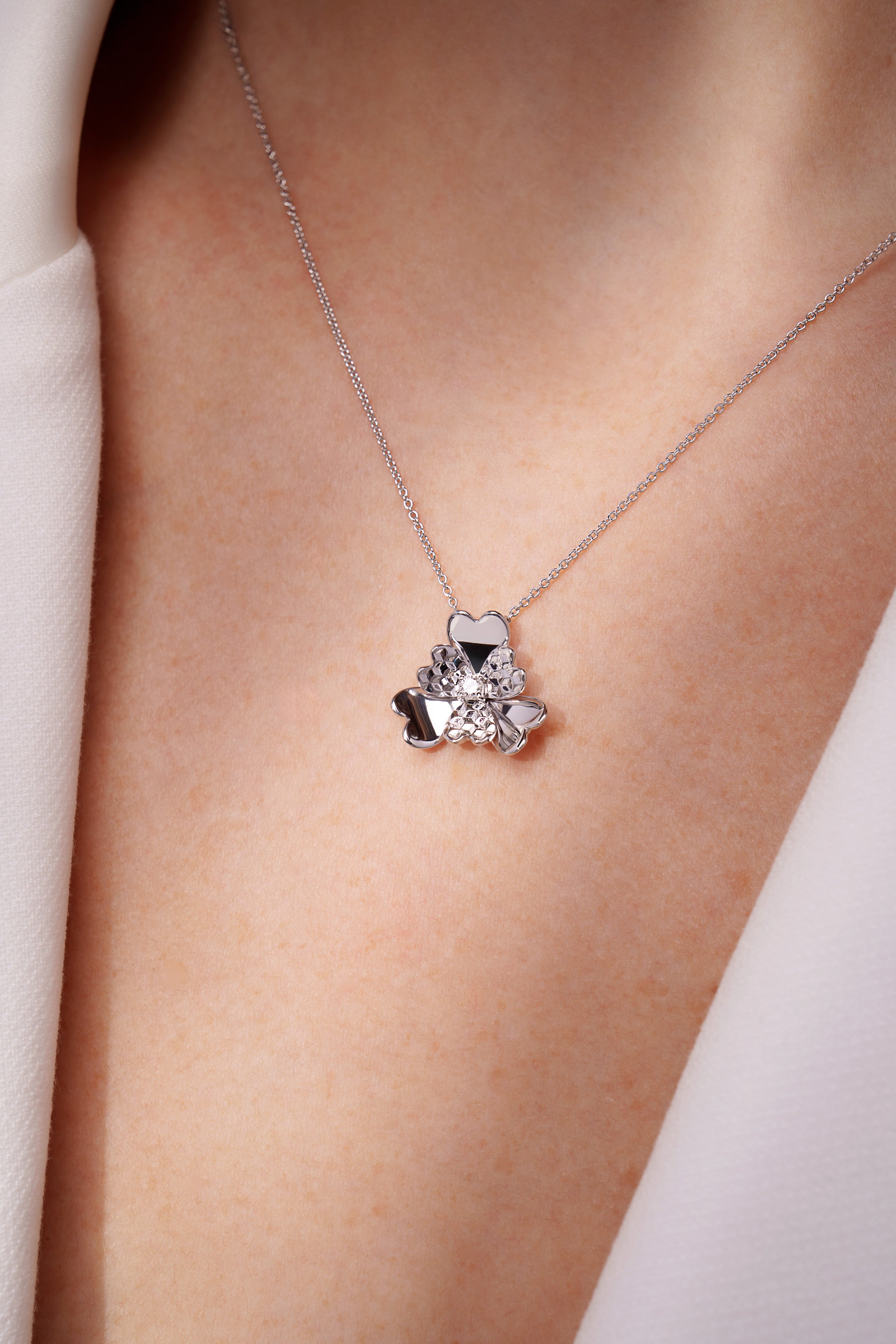The Superbloom Necklace | 18k White Gold & Diamond